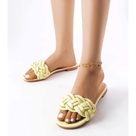 Babuchas elegantes verdes de Correra 1