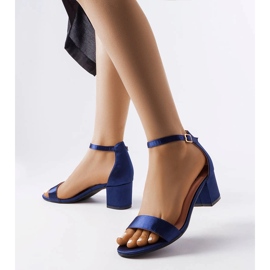 Sandalias azul marino con tacón bajo de Bingamon 1 Sandalias azul marino con tacón bajo de Bingamon 1