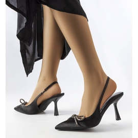 Tacones negros con lazo Wildrose 2