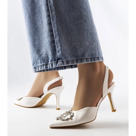 Zapatos de salón Moïse con pedrería blanca blanco 1 Zapatos de salón Moïse con pedrería blanca blanco 1