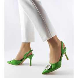 Zapatos de salón Moïse con pedrería verde 1