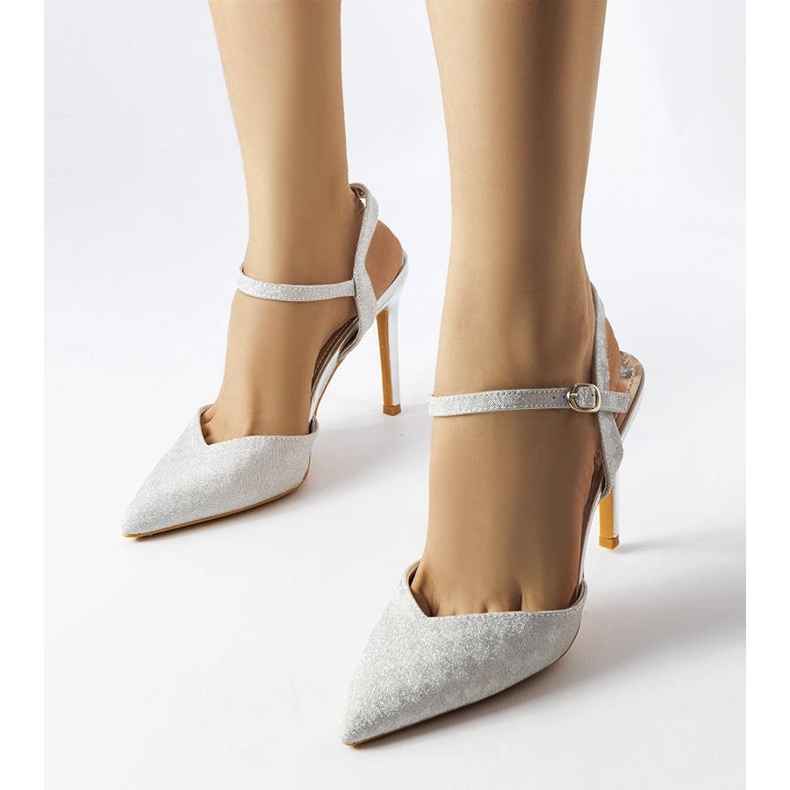 Tacones brillantes plateados Gallia plata 1