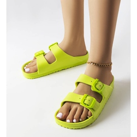 Chanclas de goma verdes con hebillas de Eugene 1