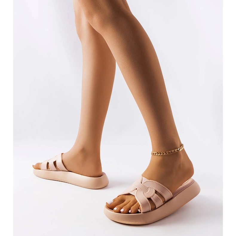 Zapatillas de casa de goma beige de Coudert 1 Zapatillas de casa de goma beige de Coudert 1