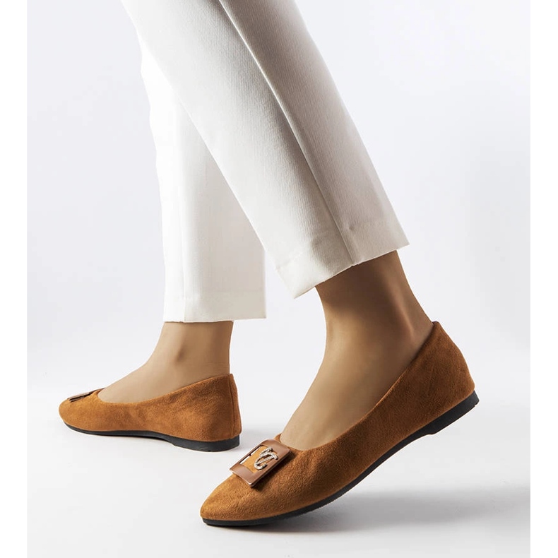 Bailarinas marrones decoradas con pedrería de Fleming marrón 1