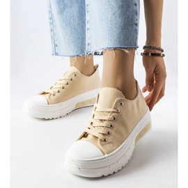 Zapatillas beige con plataforma de Hawthorne 1