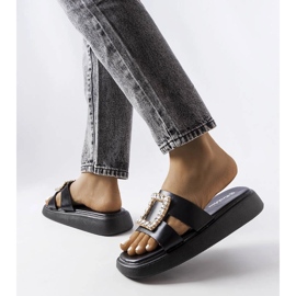Chanclas negras con pedrería Fusbert negro 1