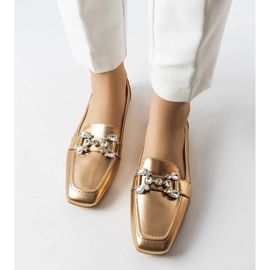 Mocasines en oro rosa con pedrería de Marechal dorado 2