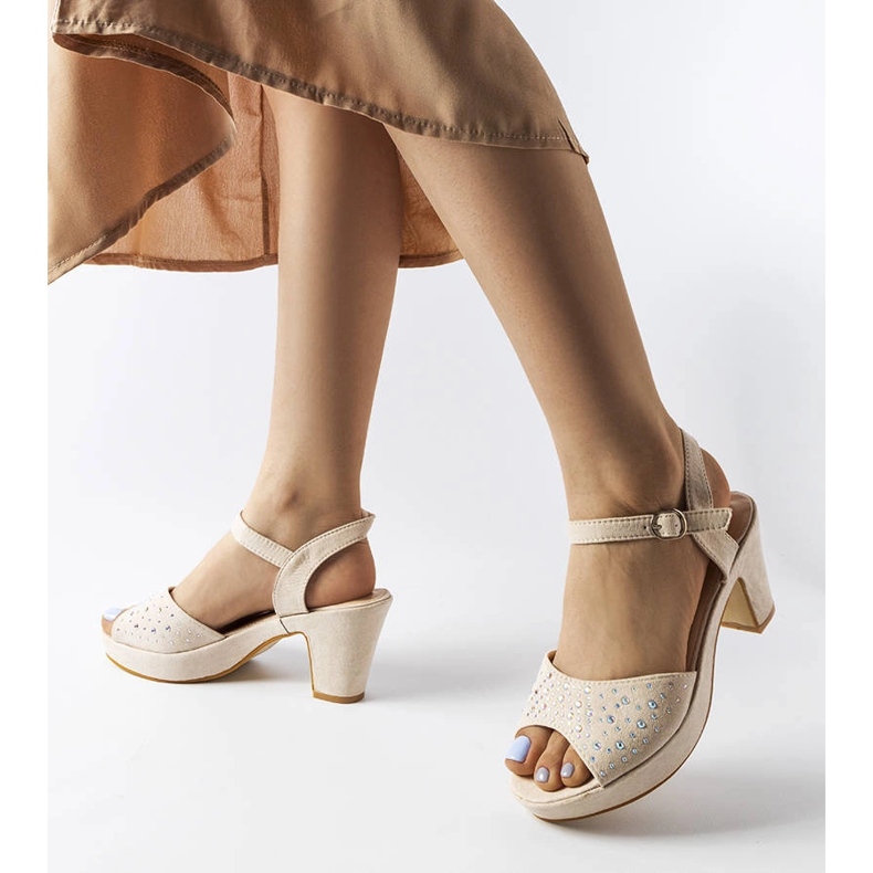 Sandalias de bloque beige de Beltane 2