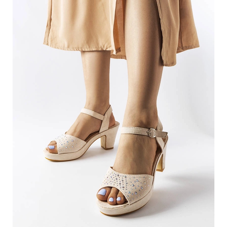 Sandalias de bloque beige de Beltane 1