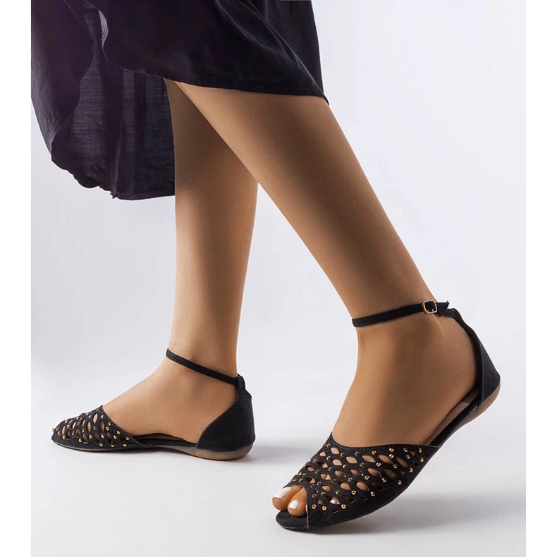 Sandalias negras caladas con pedrería de Avice negro 1 Sandalias negras caladas con pedrería de Avice negro 1
