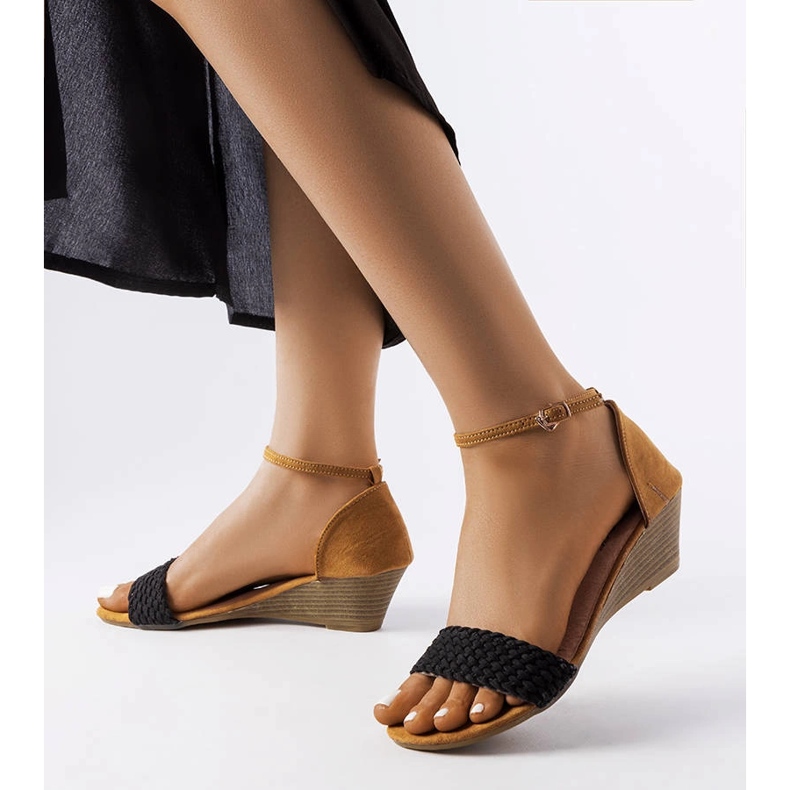 Sandalias cuña veltri negras negro 1 Sandalias cuña veltri negras negro 1