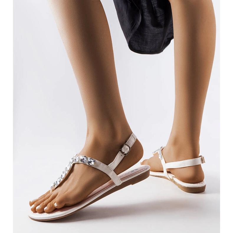Sandalias blancas con circonitas de Larocque blanco 1