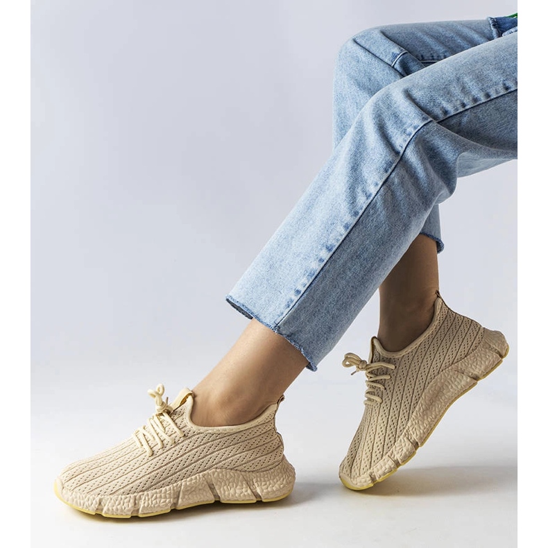 Deportivas beige claro de Élodie 1