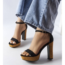 Inna Sandalias negras de tacón alto de Selsa. negro 2