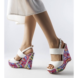 Sandalias de cuña con adornos blancas de Westtide blanco 1