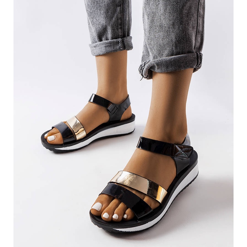 Inna Sandalias Mila charol negro 1