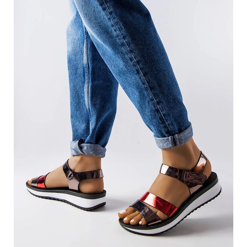 Inna Sandalias de mujer Mila de charol gris 1