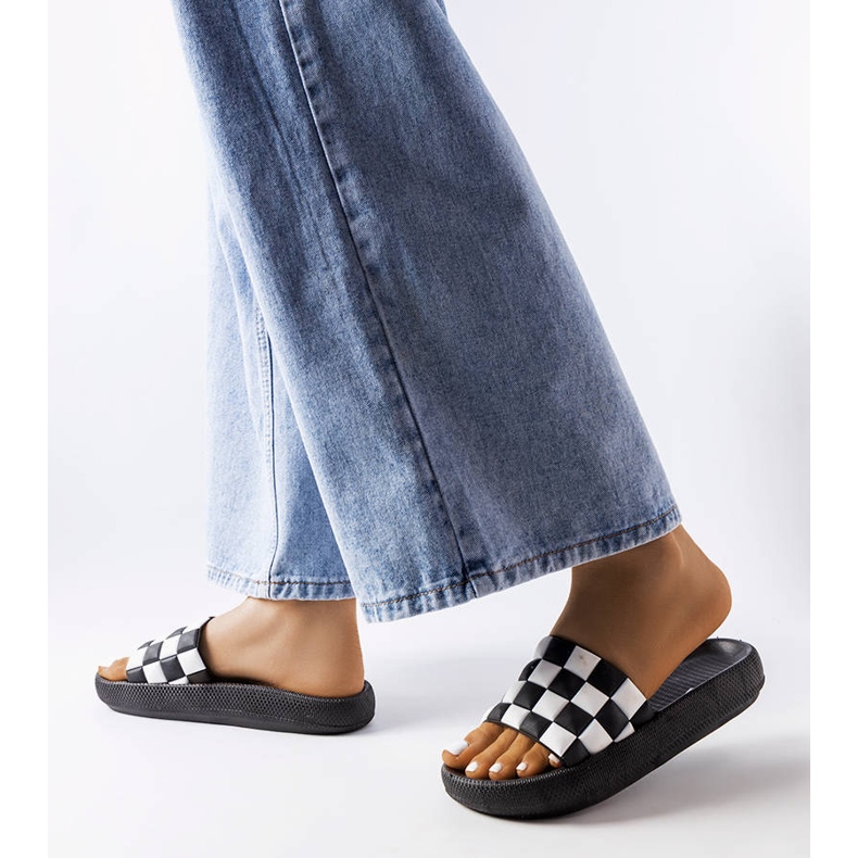 Zapatillas con plataforma en goma negras de Elin negro 2