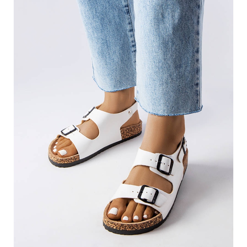 Sandalias de corcho blancas con hebillas de Lee Cooper LCW-22-35-1160L blanco 1