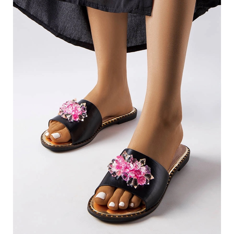 Goodin Chanclas negras con cristales negro 1