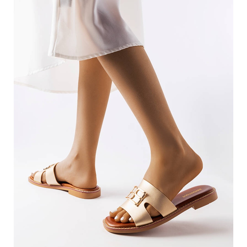 Chanclas Sabrine dorado 2