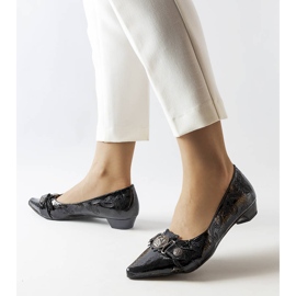 Zapatos negros de tacón bajo de Siciliano 2