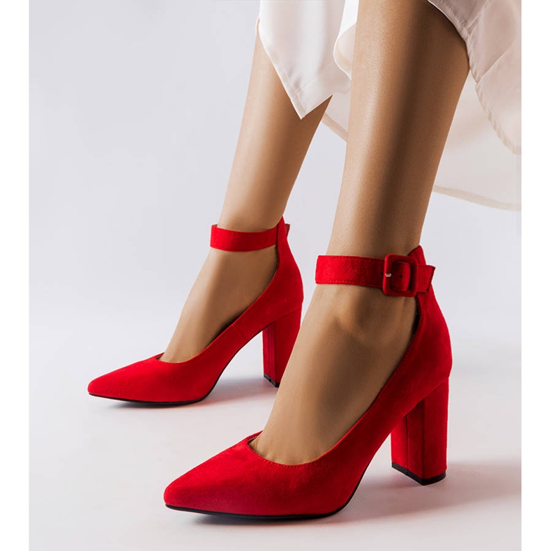 Bombas rojas en el puesto de Achen rojo 1 Bombas rojas en el puesto de Achen rojo 1