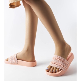 Chanclas rosa con volantes de Ernest rosado 2
