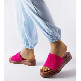 Chanclas rosa oscuro con parte superior calada de Idabel 2