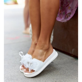 Chanclas blancas con lazo de Dido blanco 2
