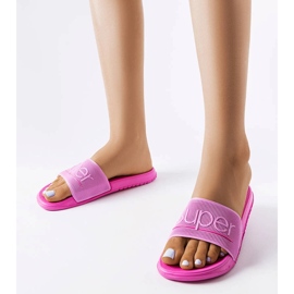 Zapatillas rosas de goma de Azelio. 1