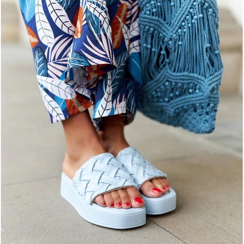 Sandalias azules con plataforma de Esposito 1 Sandalias azules con plataforma de Esposito 1