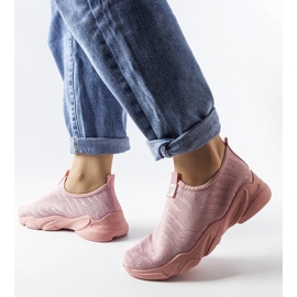 Zapatillas de tela rosas de Aaron. 1