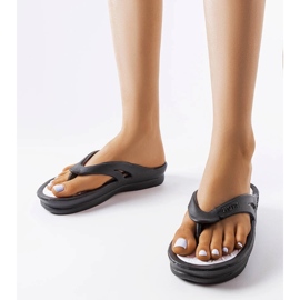 Chanclas ligeras Isla negras negro 1
