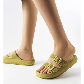 Chanclas de goma verde con hebillas de Padova 1