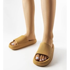 Chanclas de goma marrones de Porto marrón 1