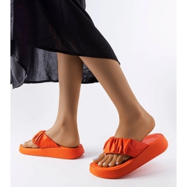 Chanclas naranja volantes 2