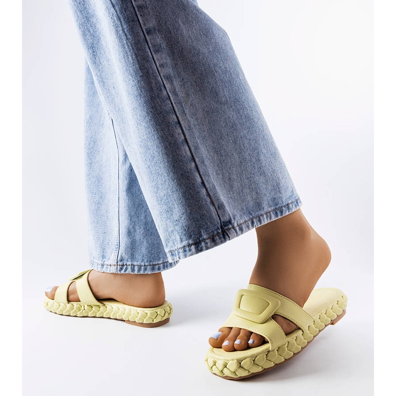 Zapatillas verdes en la plataforma Francesco 2