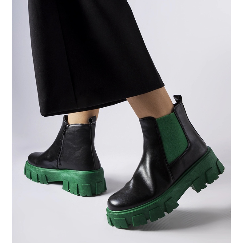 Botines Petronio masivos negros y verdes 1 Botines Petronio masivos negros y verdes 1