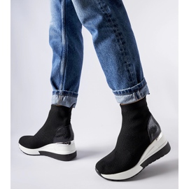 Deportivas de tejido negro con cuña Casgio 2