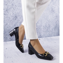 Zapatos negros con punta cuadrada de Neufville 1