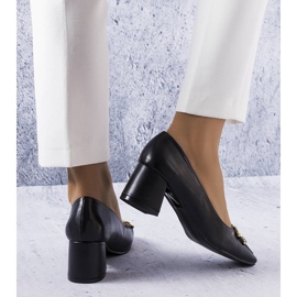 Zapatos negros con punta cuadrada de Neufville 3