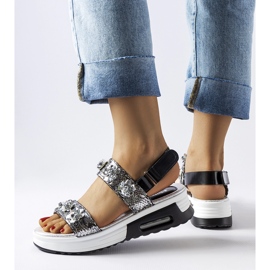 Inna Sandalias de cuña plateadas con flores de Stamford plata 1
