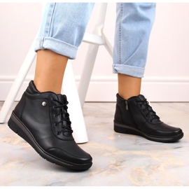 Botas de mujer cómodas y aislantes de piel, negro Helios 566 2