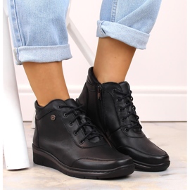 Botas de mujer cómodas y aislantes de piel, negro Helios 566 3