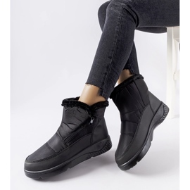 Botas de nieve Judithe negras con aislamiento y cremallera negro 1