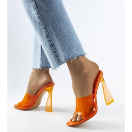 Chanclas transparentes naranjas de Clichy 2