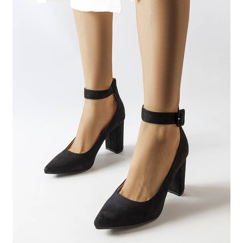 Inna Zapatos negros de tacón de Achen 1 Inna Zapatos negros de tacón de Achen 1