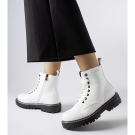 Botas blancas suela negra Big Star KK274539 blanco 2